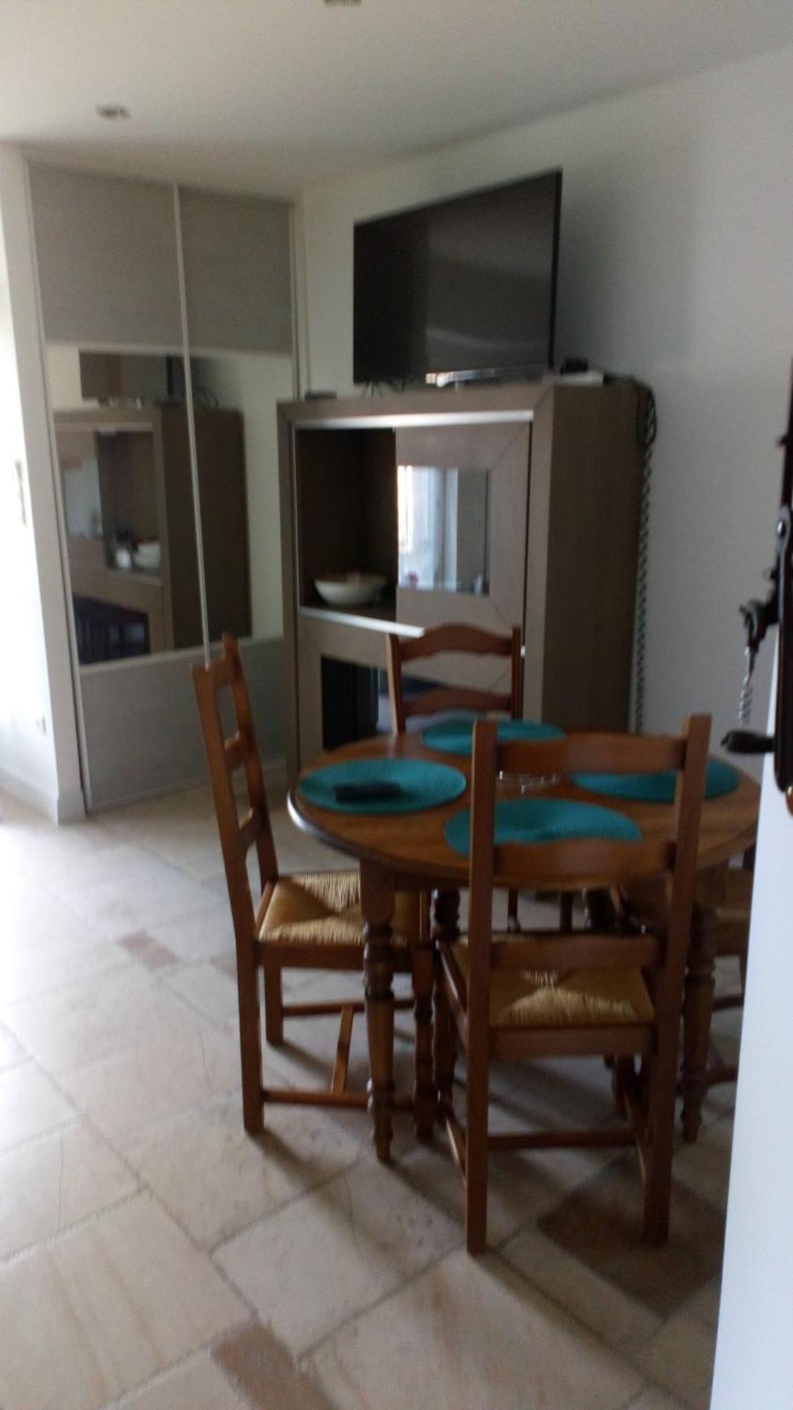 Apartament La Pompelle Pichanges Zewnętrze zdjęcie
